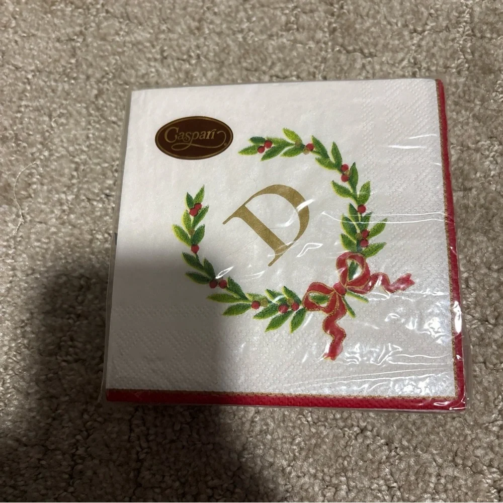 Caspari Christmas Laurel Wreath Cocktail Napkin Letter D 20Triple Ply  25x25 Cm